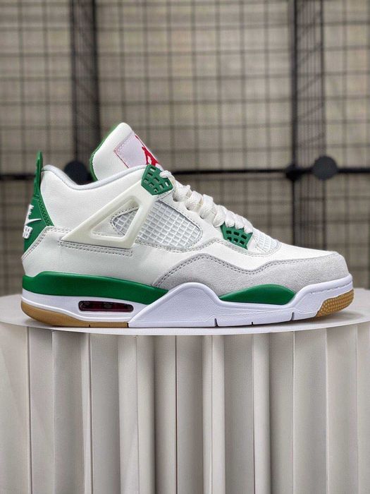 Jordan_Air_Jordan_4_Retro R.42,5