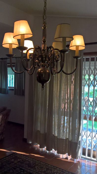 Candeeiro de tecto de sala de jantar