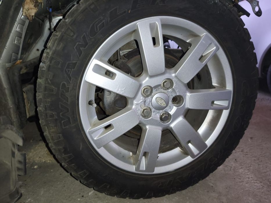 Jogo de 4 jantes 19" land rover discovery 3 com pneus a 60%