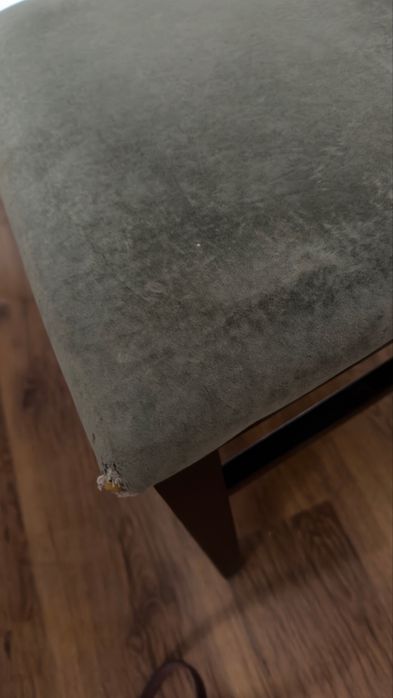 Stół drewniany w zestawie z krzesłami, solidny!!