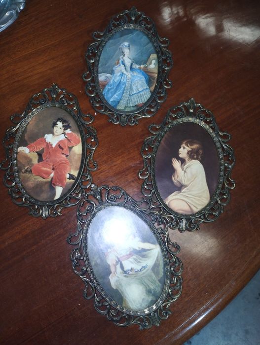 Антикварні рамки