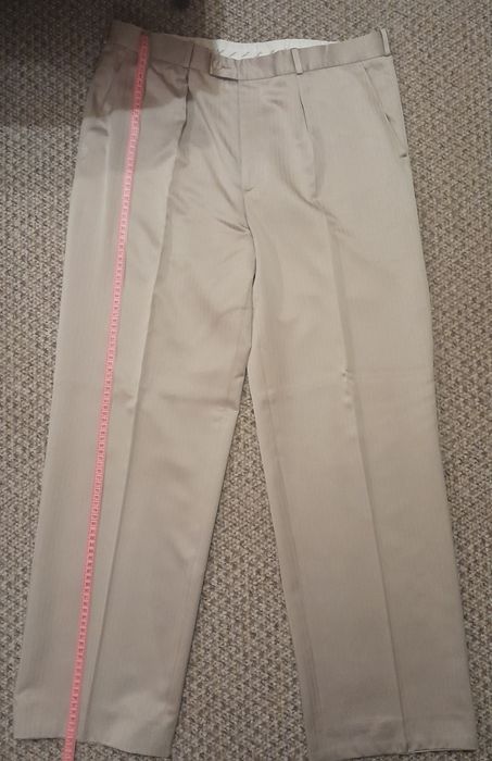 Garnitur beżowy na 182cm