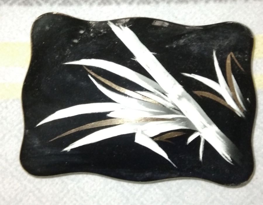 Louças para desocupar (potes, guarda joias, etc)