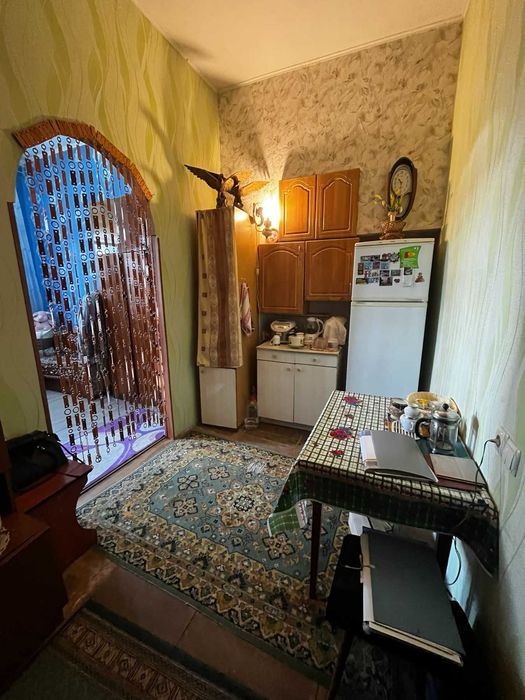 Продам гостинку 24.5м2 метро Заводская