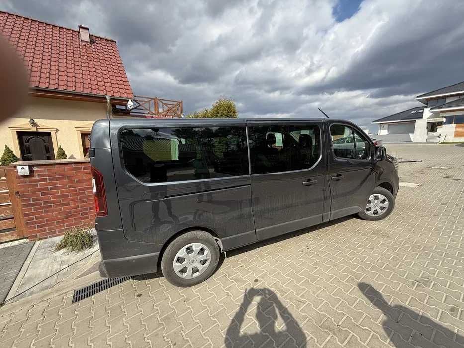 Wynajem busów 9 osobowych dostawczych oraz przyczepek