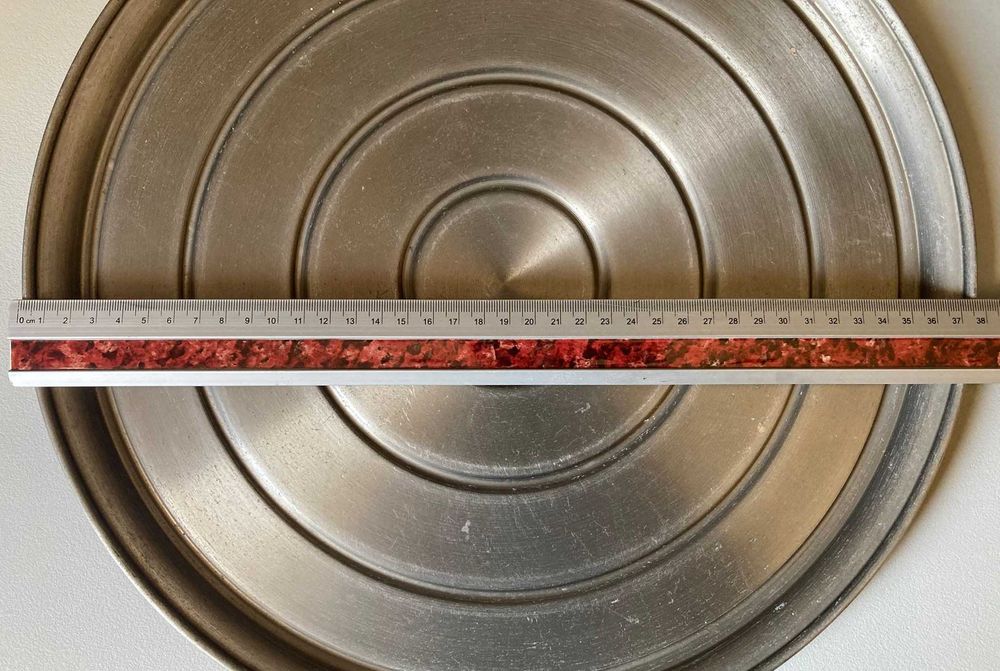 Bandeja de Metal (~38cm diâmetro)