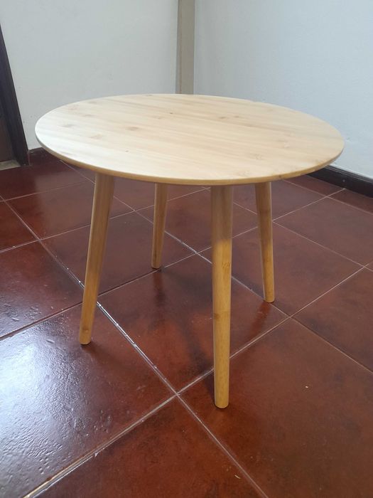 Mesa de centro pequena