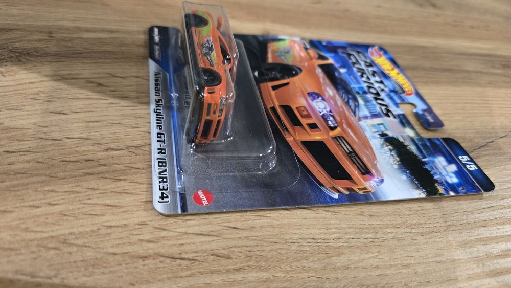 Hot wheels premium Nissan Skyline GT-R