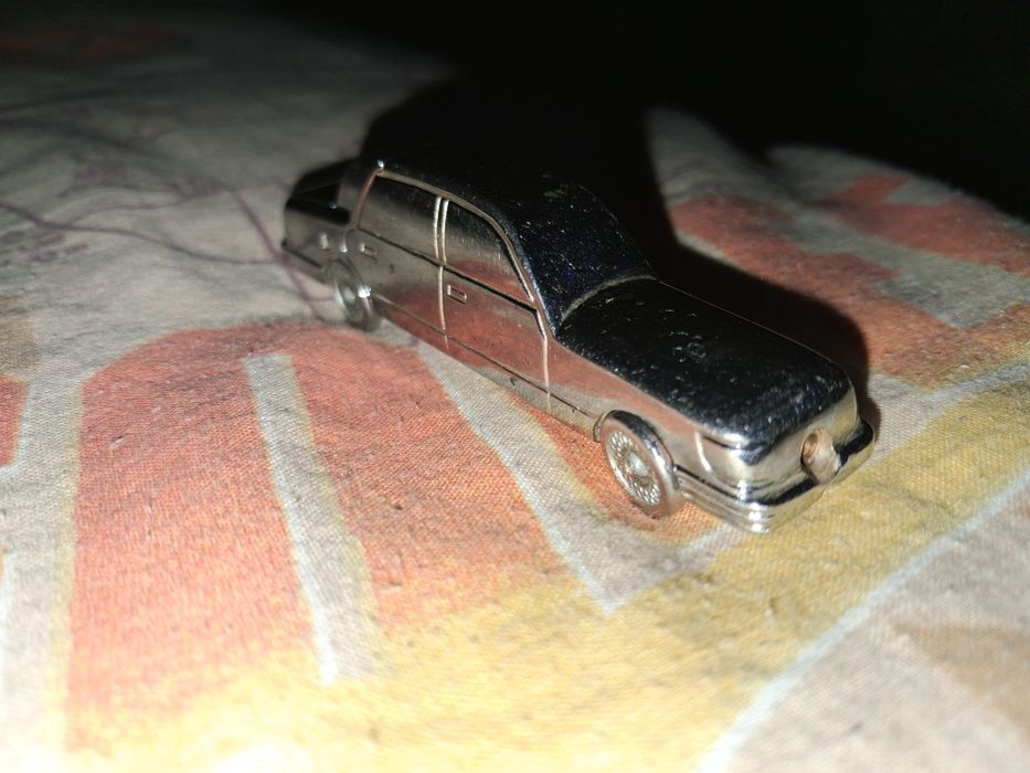 Продам машинку запальничку колекціону