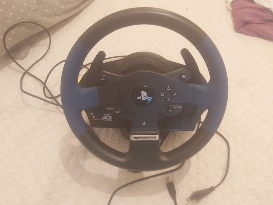 Volante Thrustmaster T150
