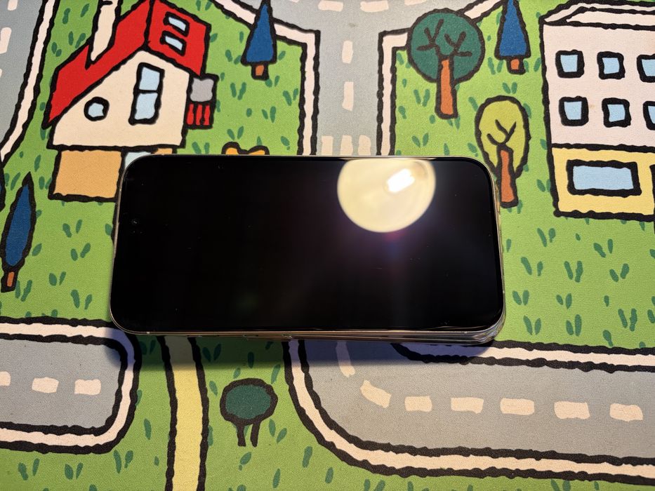 Iphone 15 pro 128gb Esim