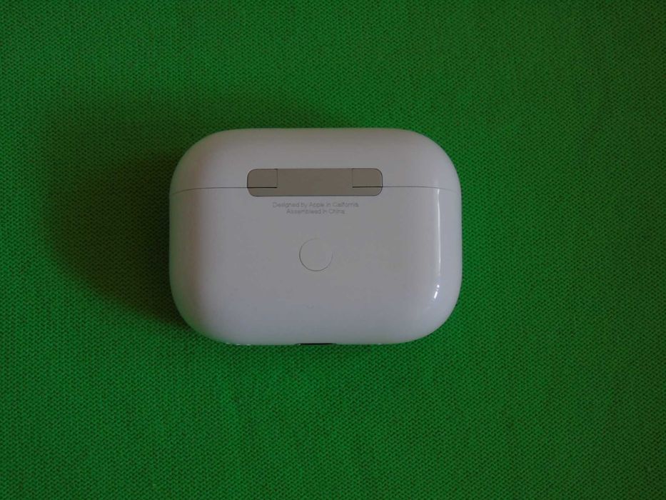 Навушники Apple AirPods Pro with MagSafe Case USB-C (2-ге покоління)
