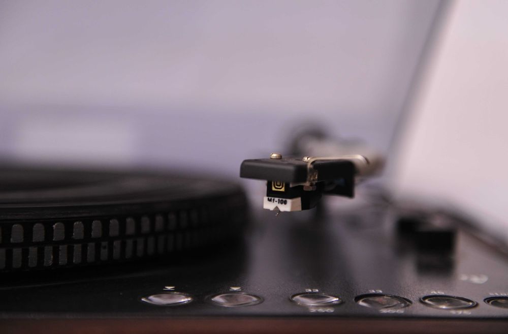 Gramofon Daniel 1100 fs
