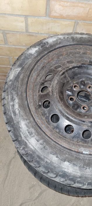 Диски  резина і ковпаки для avensis r16 205/55