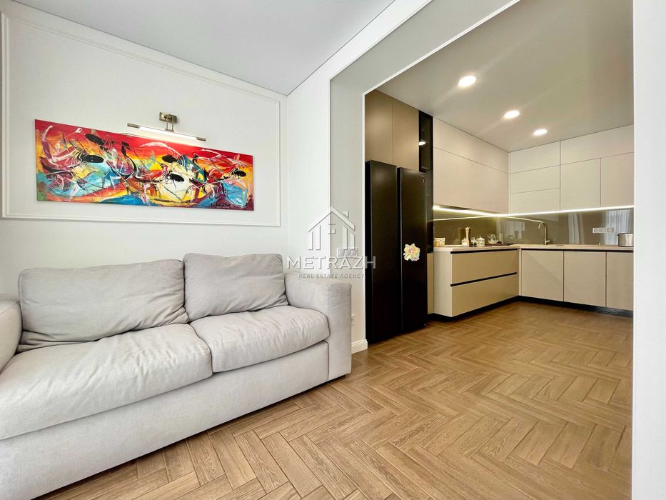 Продам видовую 1к квартиру (евродвушка) 58 кв.м. в ЖК Плехановский