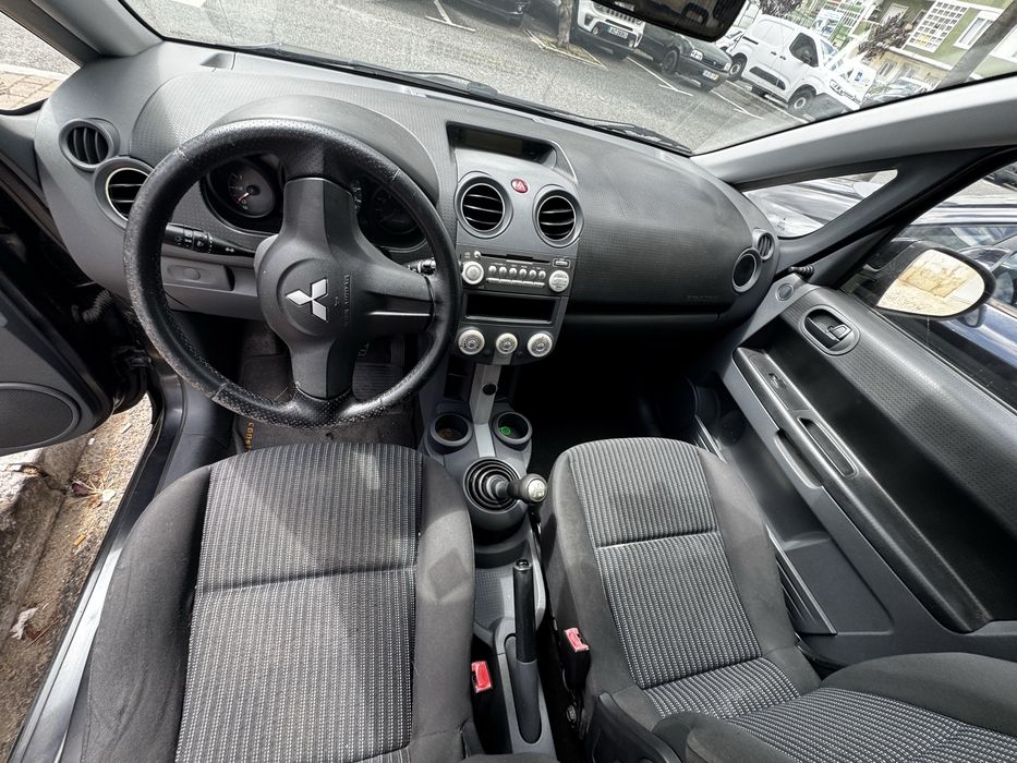 Mitsubishi Colt 1.1 2008