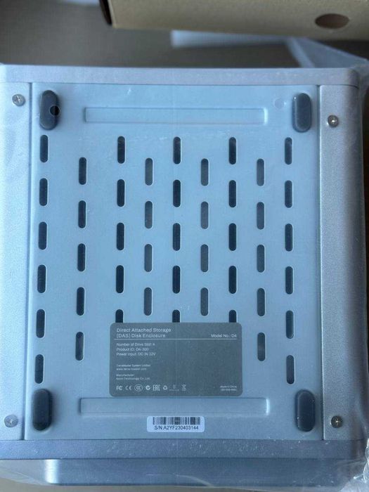 Дисковий масив TERRAMASTER D4-300 USB 3.1 (Gen1) Type-C