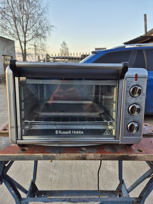 Piekarnik Russell Hobbs