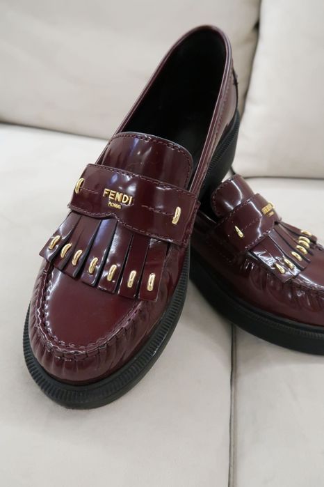 Лофери, макасіни, взуття Fendi, gucci, piana, dolce