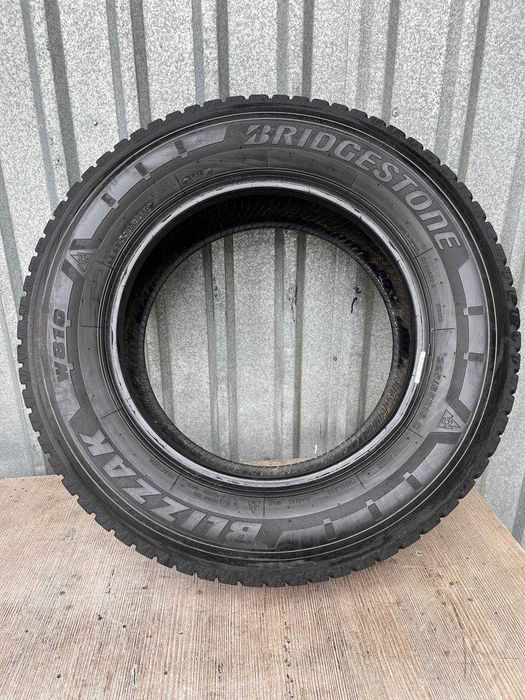 Шини б/у 225 65 R16C Bridgestone Blizzak W810