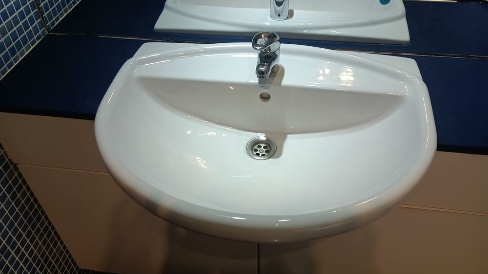 2 Moveis casa de banho/bidé Roca