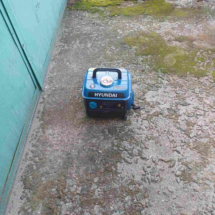 Генератор.Бензиновый генератор