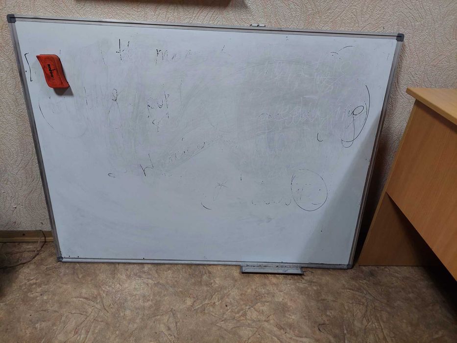 Дошка маркерна 120*80 см б/в