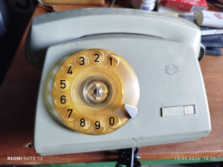 Telefony PRL polecam
