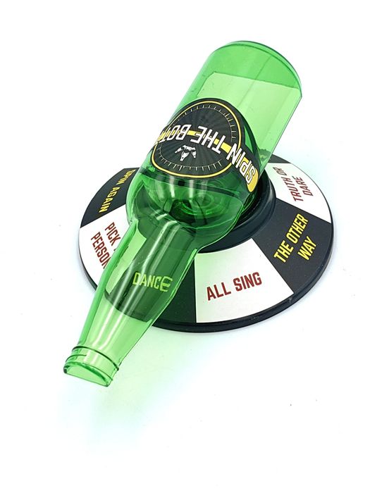 Gra towarzyska "Spin the Bottle Drinking Game" (gra w butelkę]