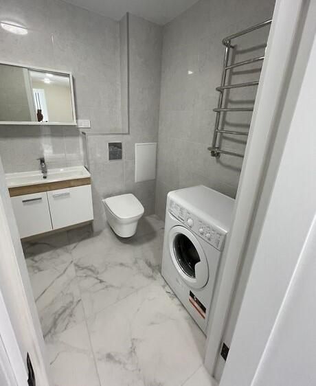 Центр, 1к в новобудові, ремонт Крутецький, ціна Супер Пупер