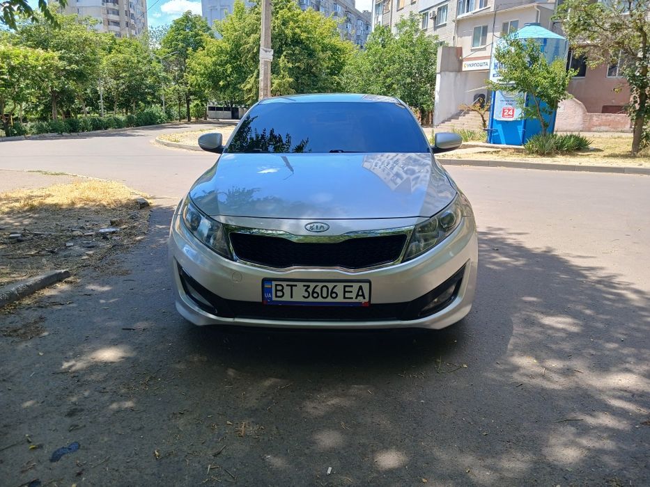 Продам КIA K5 2.0  газ АКПП