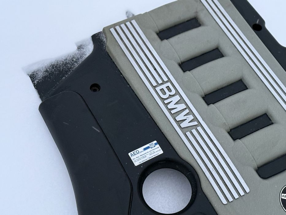 BMW E60 E61 М57н декоративна кришка мотора 3.0 2.5 дизель захист 3.5