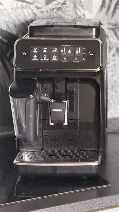 Rezerwacja Ekspres Philips LatteGo EP3241