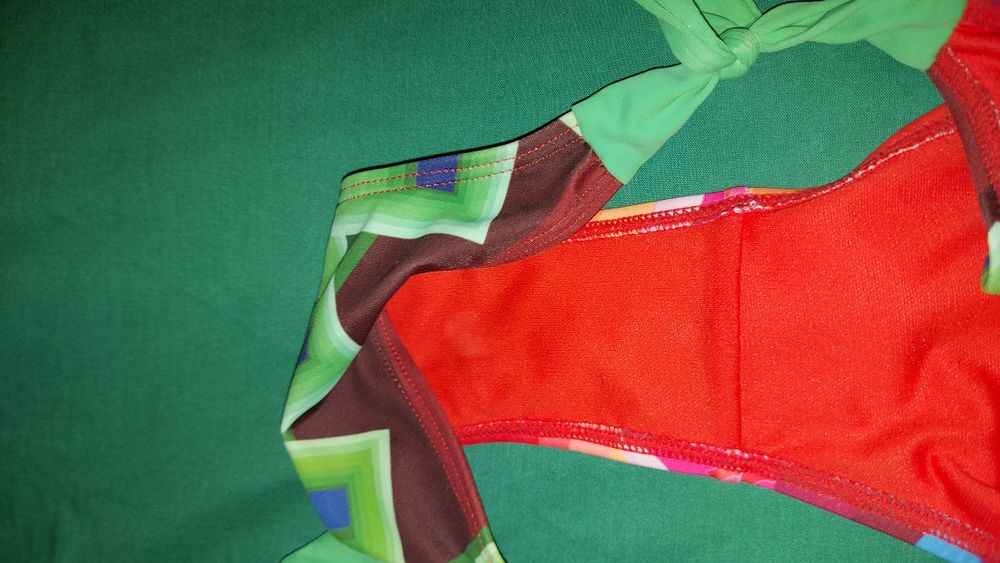 Cueca de Bikini estampada Desigual, tamanho S