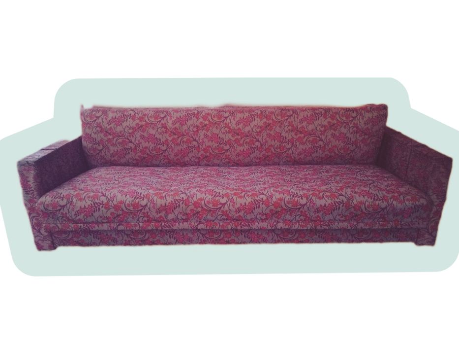 Диван на пружиному блоці