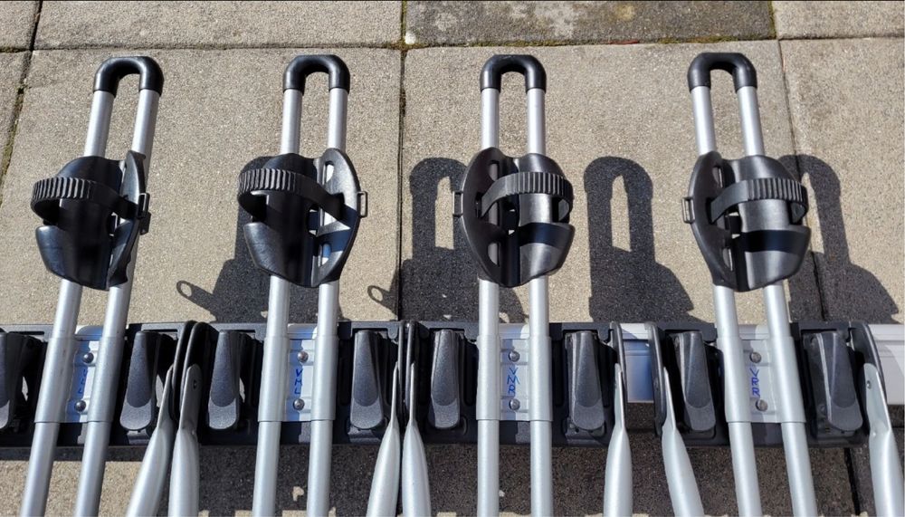 Thule kompletny bagażnik dachowy na 4 rowery