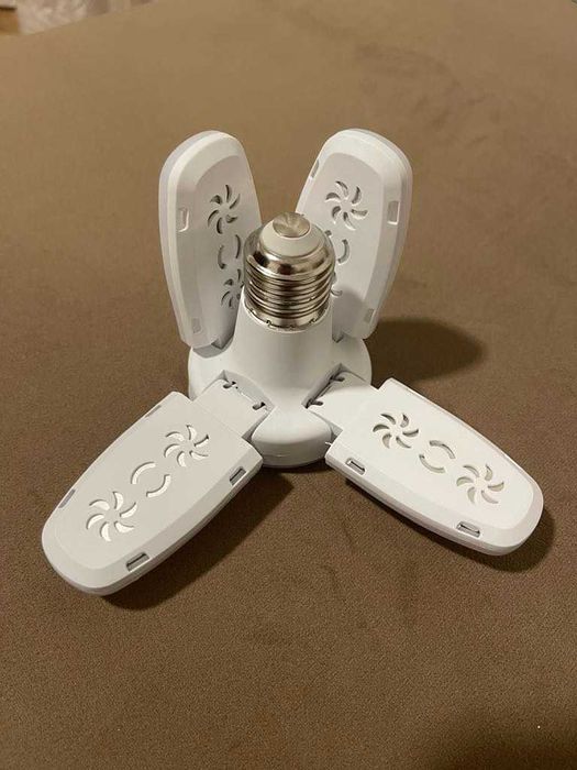 Lâmpada LED dobrável