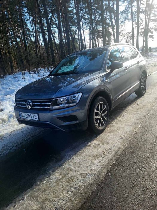 Volkswagen Tiguan  2019 — 7 місць Повний привід| Панорама.