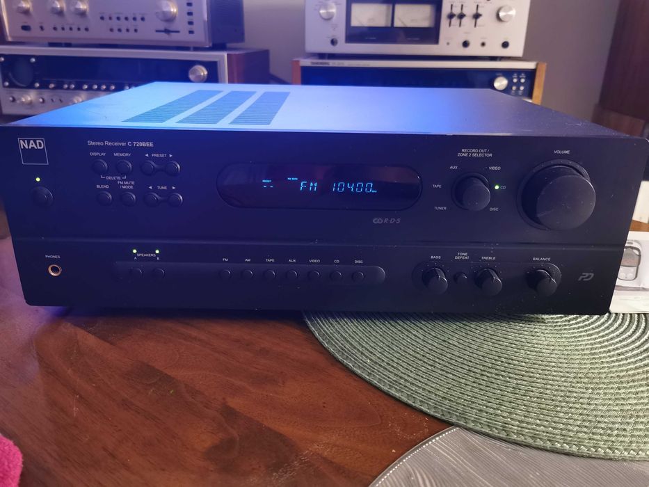 Nad C  720  BEE .
