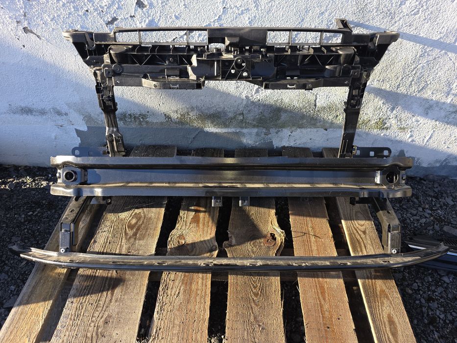 Volkswagen Golf Vlll pas wzmocnienie belka zderzaka