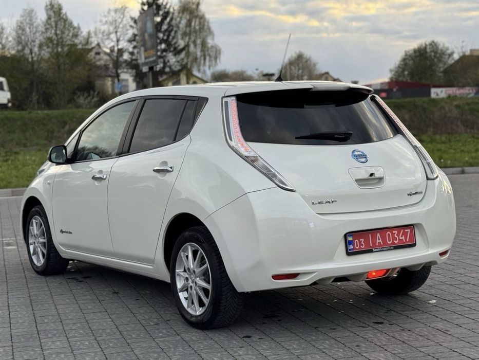 Nissan Leaf 30 kWh 10/12 ElectroCar Electro Auto