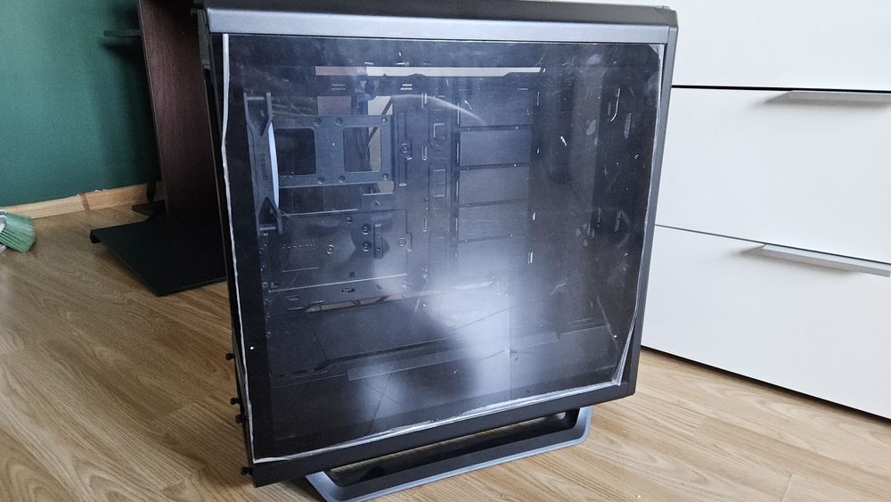 Be quiet! Silent Base 802 Window + 4x Light Wings 140mm ARGB + HUB