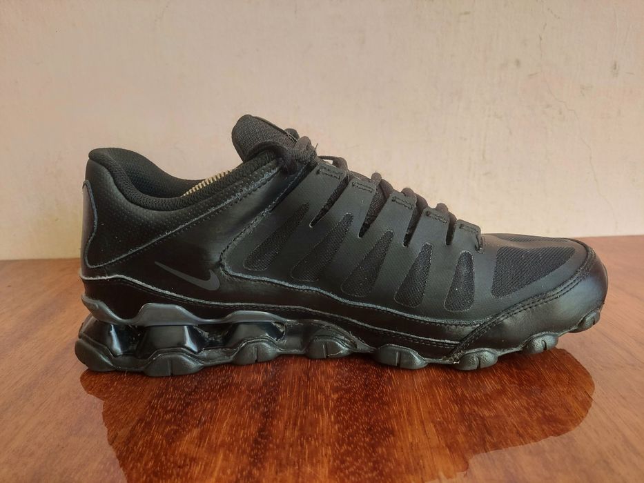 Кросівки фірми Nike Reax 8 оригінал 



Розмір по бірці:
Us 10   UK  л