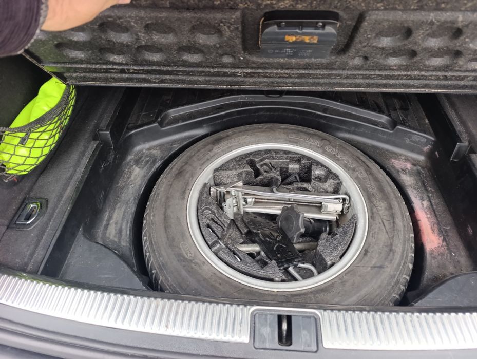 AUDI A4 motor 1900  PD 130