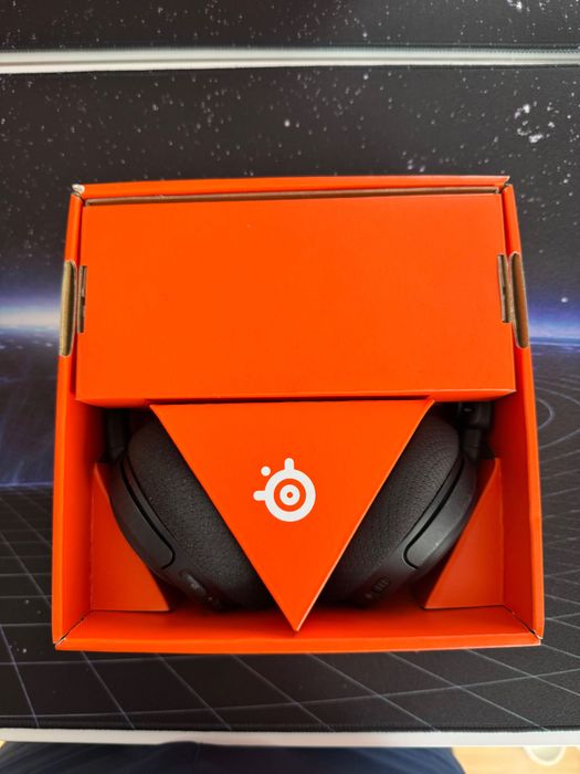 Геймерські навушники STEELSERIES Arctis Nova 3