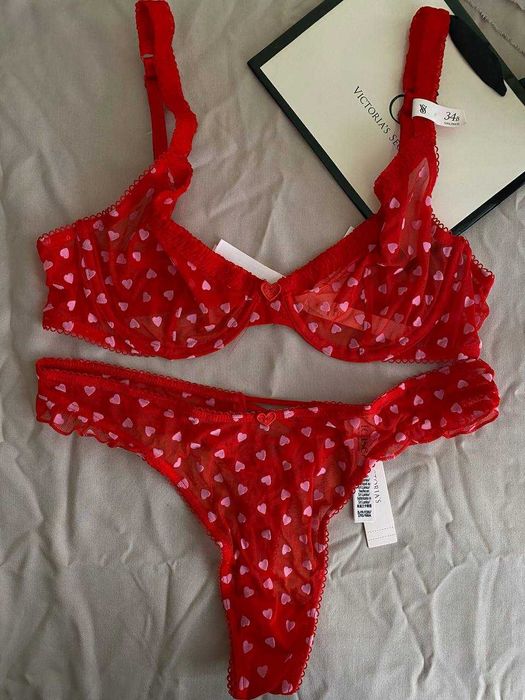 Комплект Victoria’s Secret Віктория Сікрет ліф бюст бра та трусики
