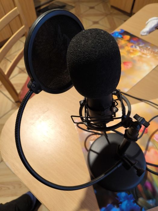 Mikrofon Trust Emita GTX 252