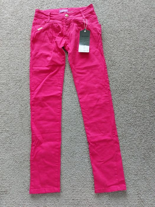 Nowe Spodnie dziewczęce 164 z paskiem