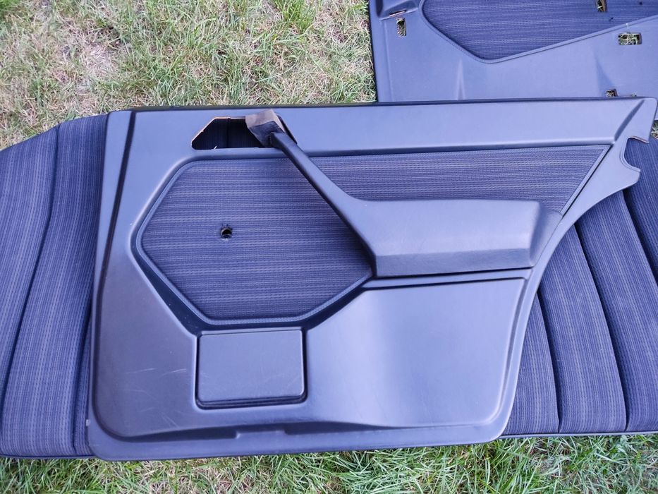 Tapicerka Mercedes W124 Sedan czarna