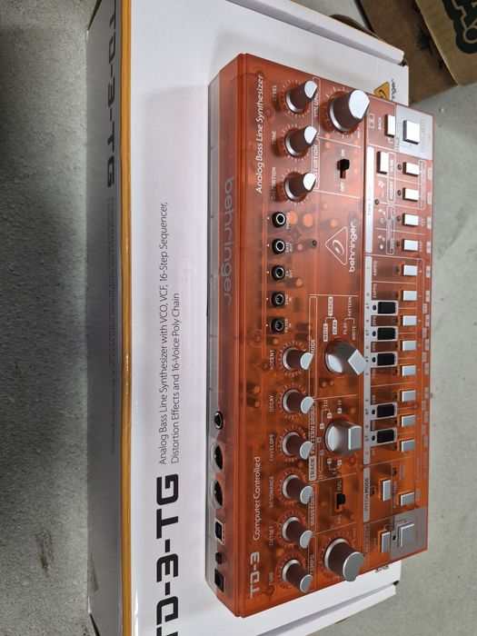TD-3-TG  Behringer